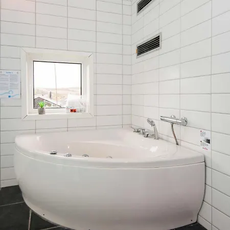 Three-bedroom Holiday In 25 Ebeltoft